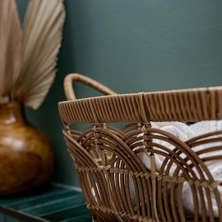 Jungle Aesthetics Downtown Apartman Aircon And Garage Parking بودابست المظهر الخارجي الصورة
