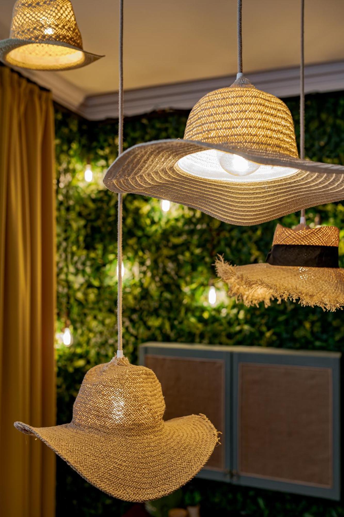 Jungle Aesthetics Downtown Apartman Aircon And Garage Parking بودابست المظهر الخارجي الصورة