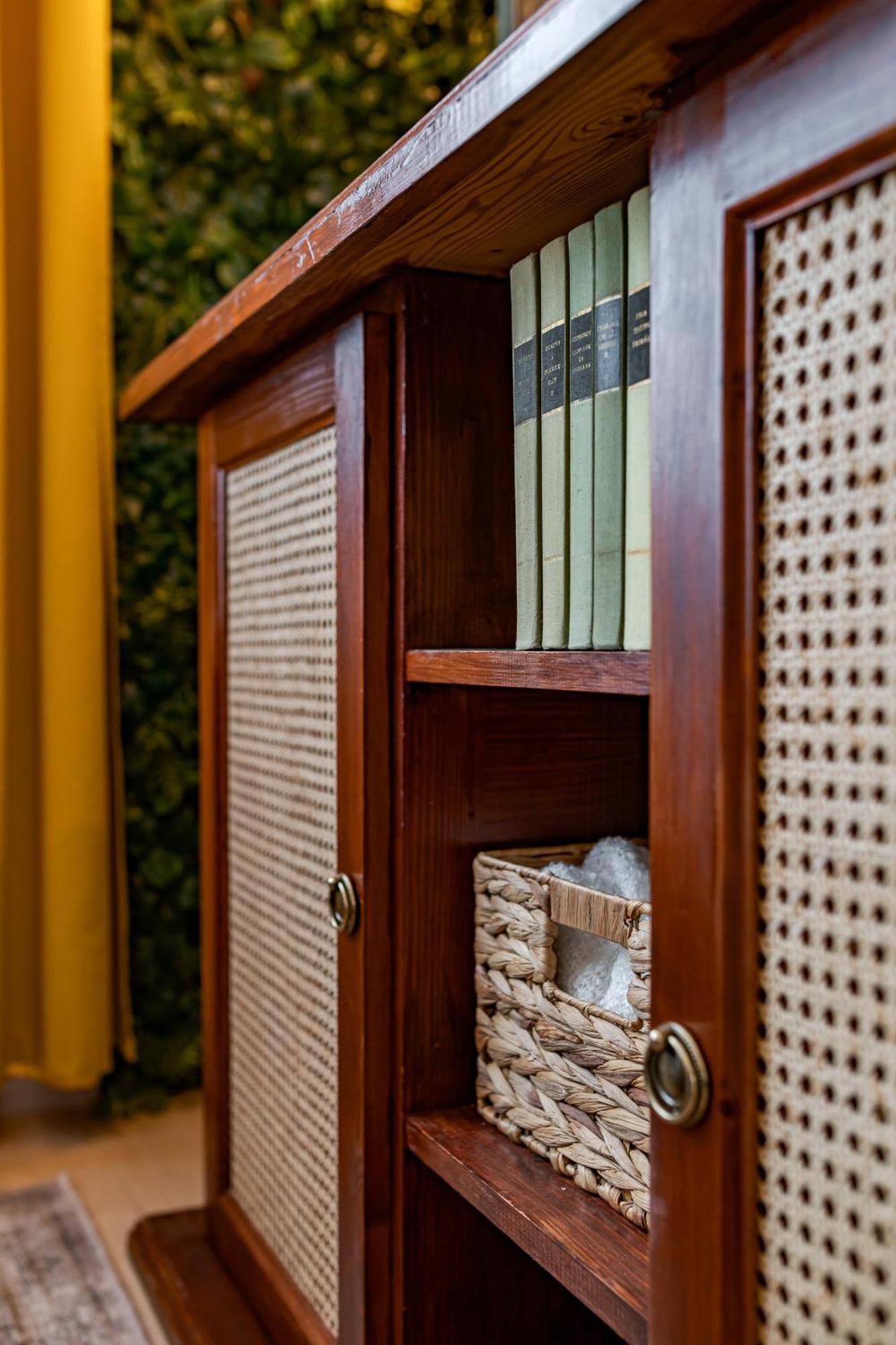 Jungle Aesthetics Downtown Apartman Aircon And Garage Parking بودابست المظهر الخارجي الصورة