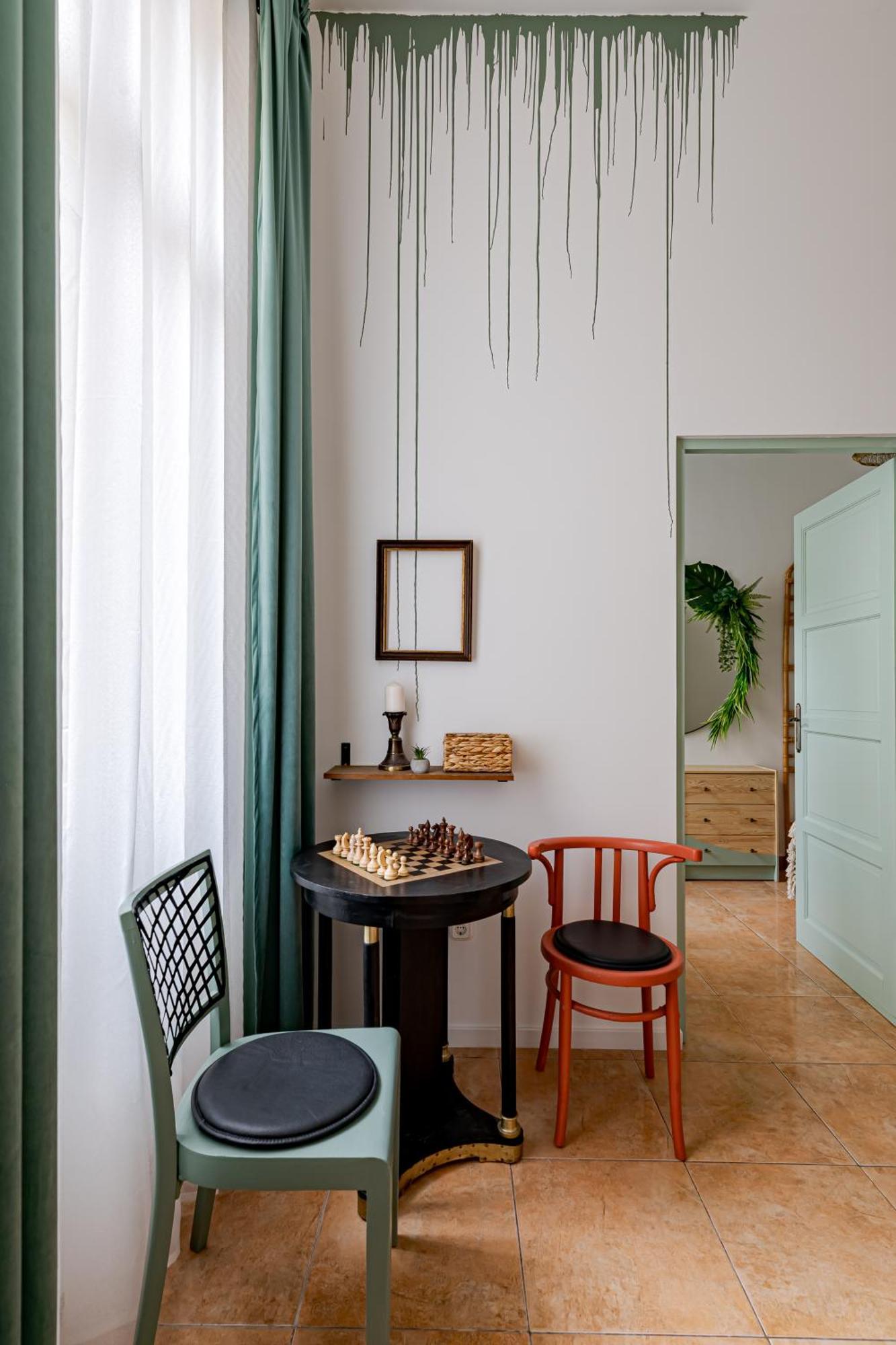 Jungle Aesthetics Downtown Apartman Aircon And Garage Parking بودابست المظهر الخارجي الصورة