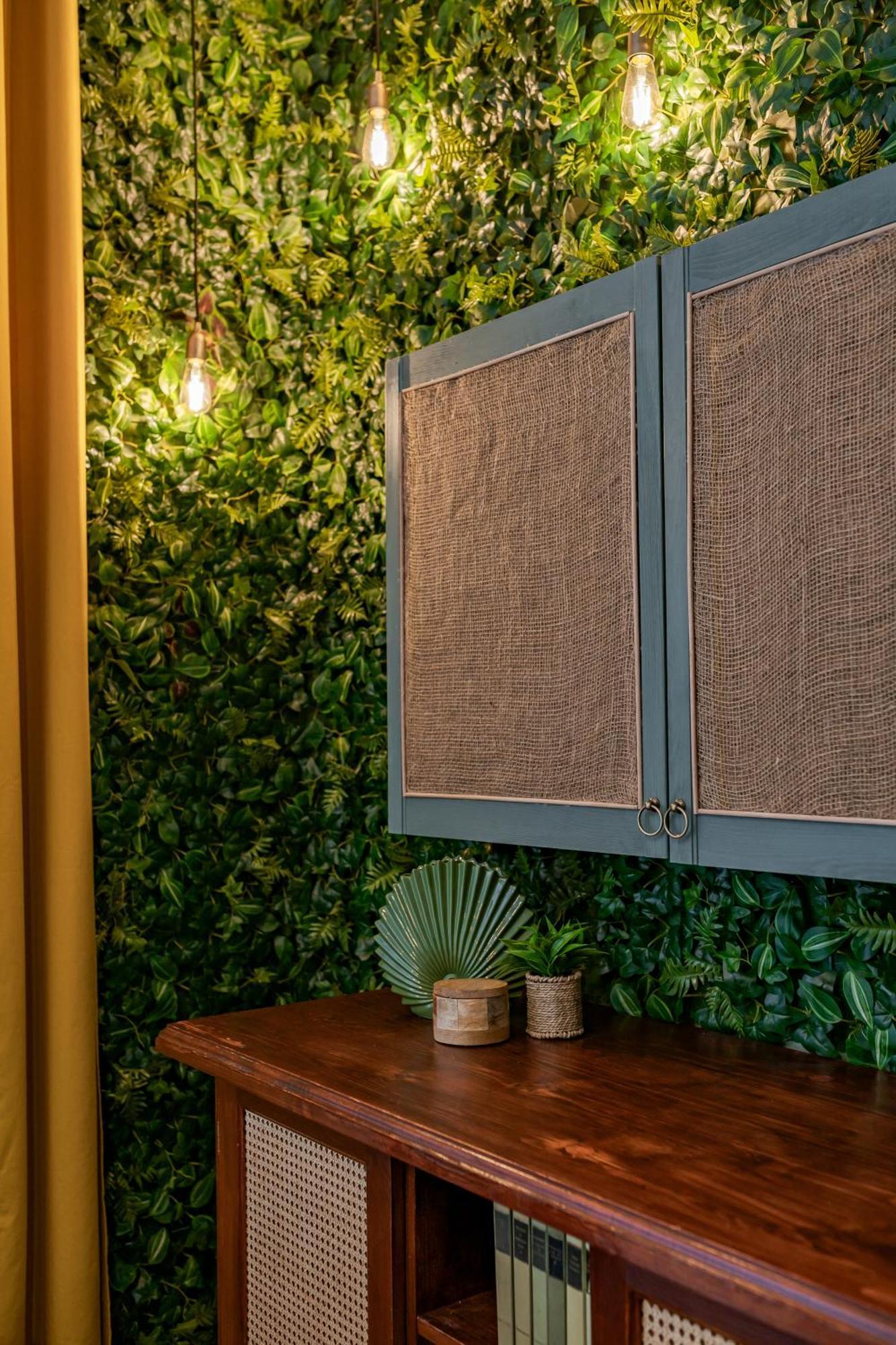 Jungle Aesthetics Downtown Apartman Aircon And Garage Parking بودابست المظهر الخارجي الصورة