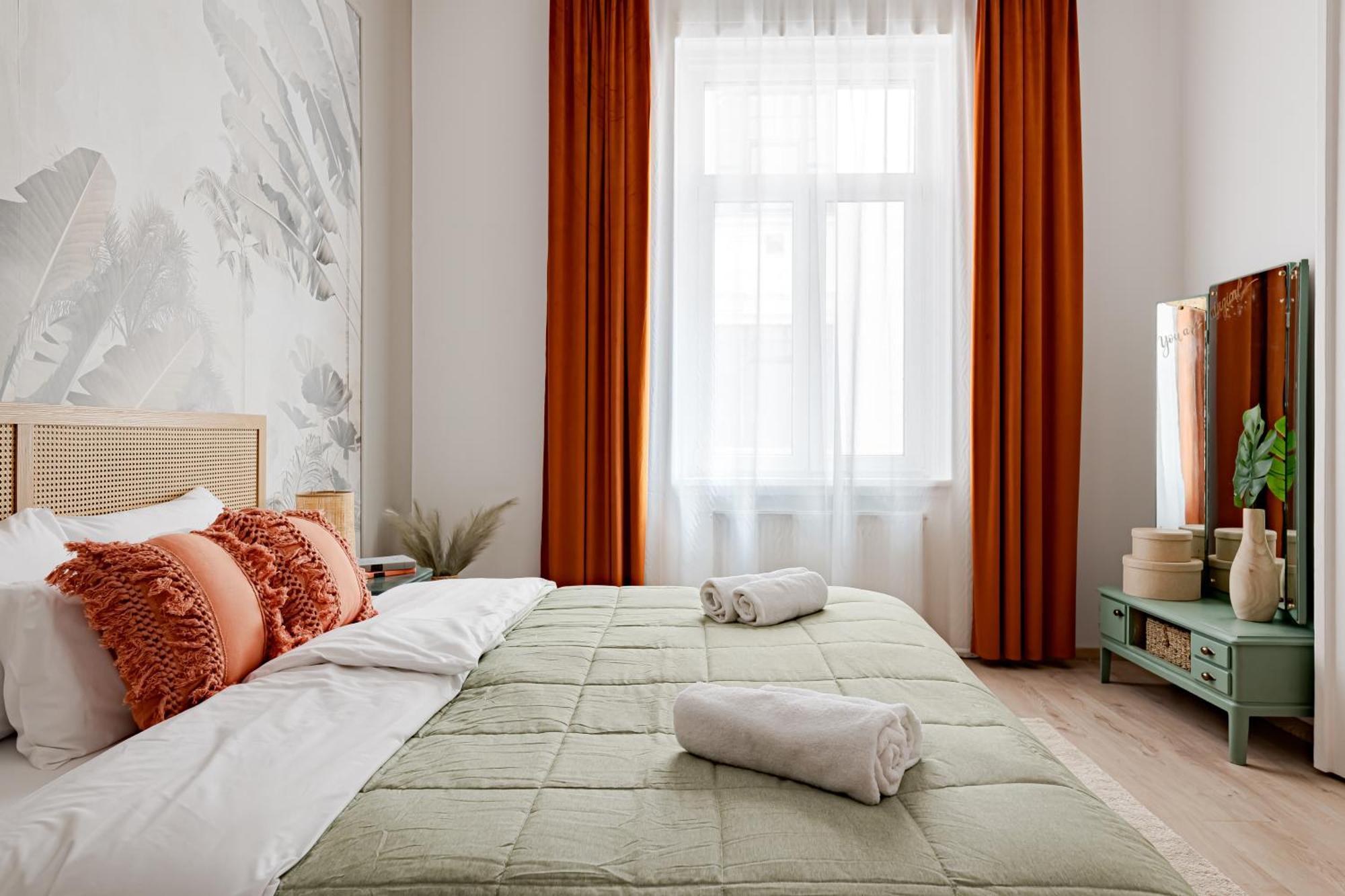 Jungle Aesthetics Downtown Apartman Aircon And Garage Parking بودابست المظهر الخارجي الصورة